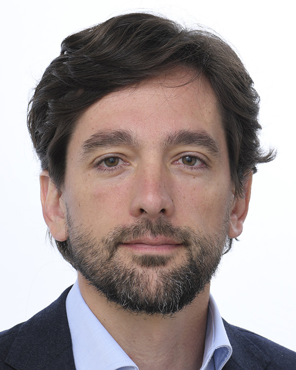 VÁZQUEZ LÁZARA Adrián